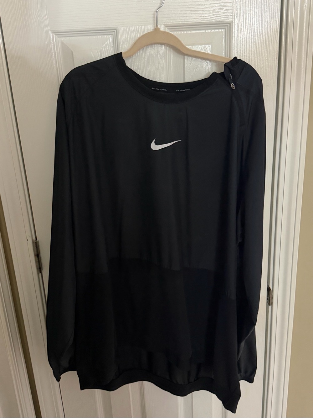 Nike Pro long sleeve dri fit vented training jacket. 4xl black